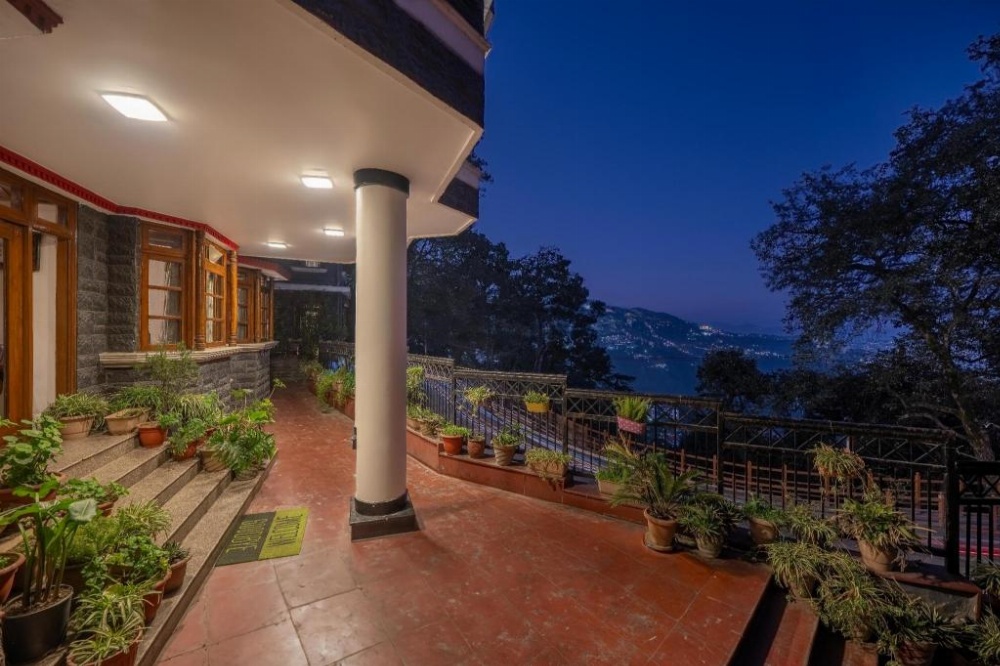 Wingait Inn - Hotel Near Shimla Mall Road Main image
